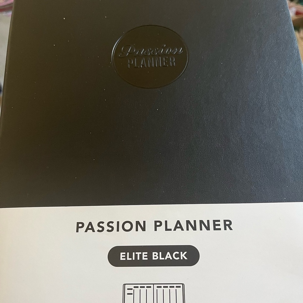 Passion Planner Elite Black